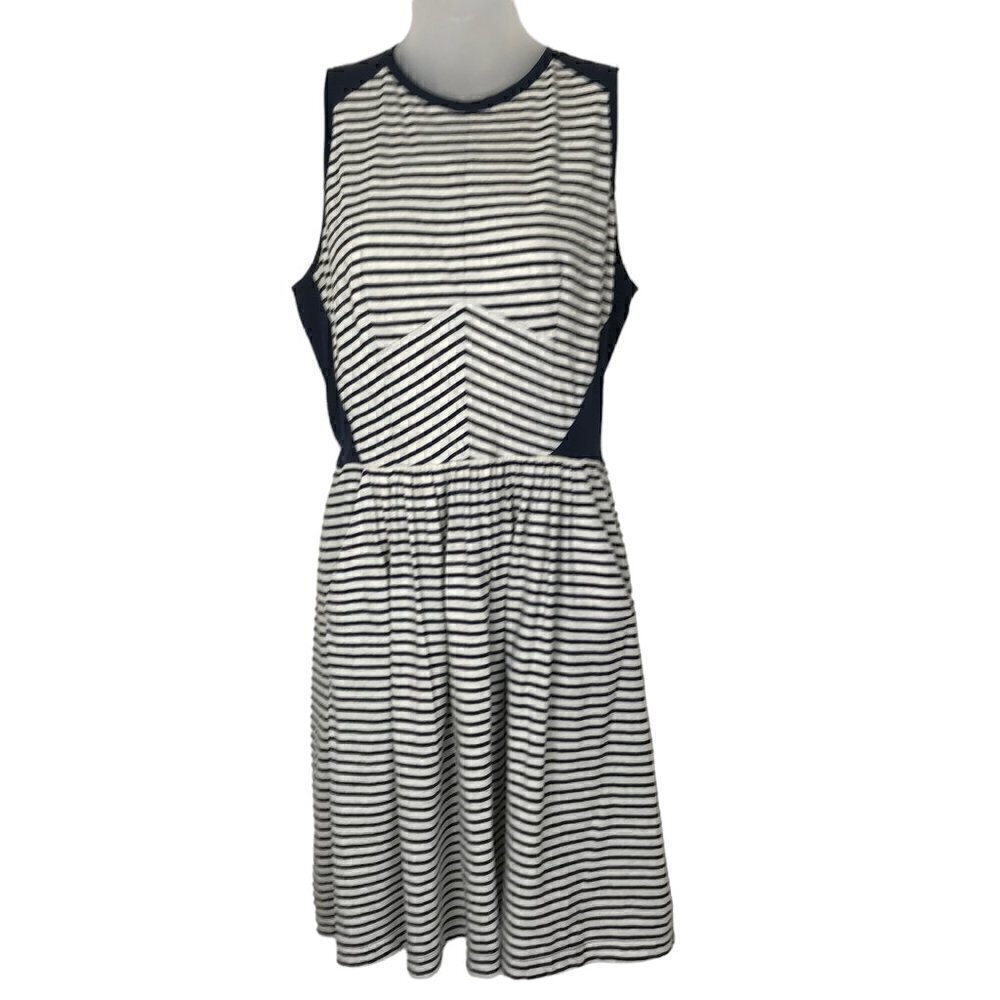 REBECCA Taylor Striped Dress Navy With Pockets Size  M